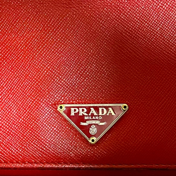 Prada Saffiano Red Wallet & Check cover - Picture 4 of 8